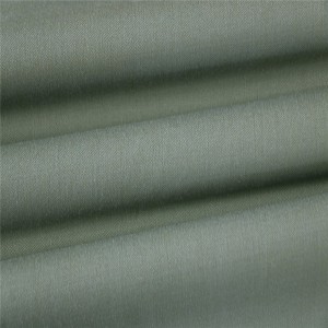 60% villaa 40% polyesteria paitakangasta sotilaspaidan valmistukseen