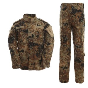 Flecktarn forması