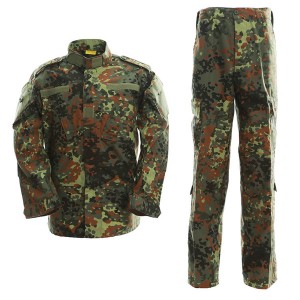 seragam Flecktarn