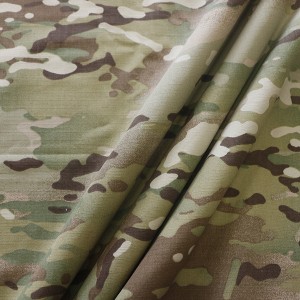 Kain multicam dengan Teflon