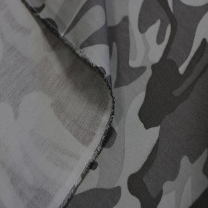 camouflage canvas stof
