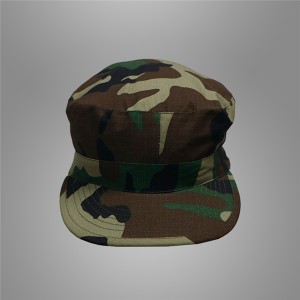 Pigi karinio miško kareivio kepuraitė