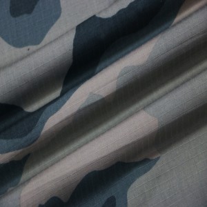 Tessuti Ripstop in poliestere/cotone, tessuti stampati mimetici militari per l'esercito