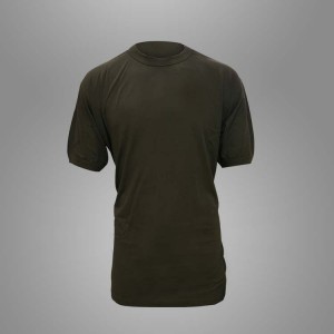 Militar na olive green na T-shirt