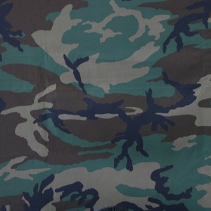 فوجی جیکٹ کا کپڑا