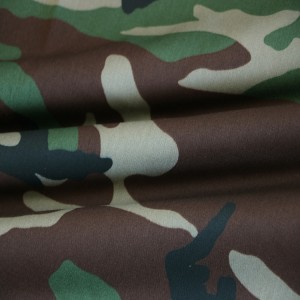 Woodland Camo Printed Twill Fabric Army Military Uniform Fabric