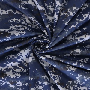 Темно сина воена ткаенина