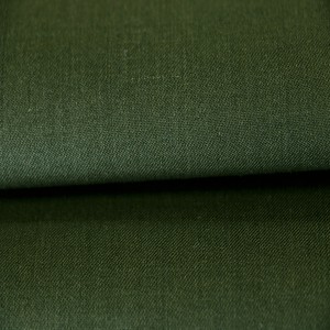 Tissu uniforme di lana à l'ingrossu
