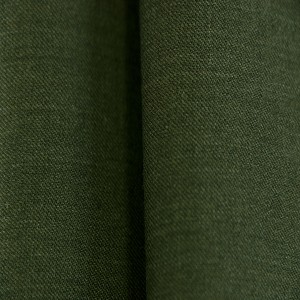 Tissu uniforme di lana à l'ingrossu