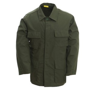Vojenská zelená uniforma